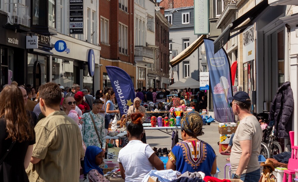 Rommelmarkt op Sinksenfoor 2024, genomen door Renz Deheegher
